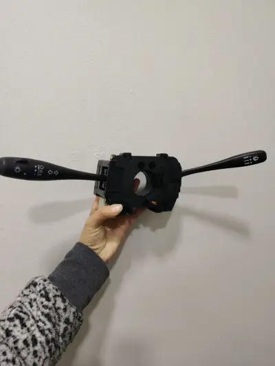 Comando de luces para auto - miniatura 1