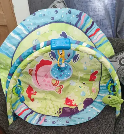 Gimnasio de bebé con tema oceánico - miniatura 1