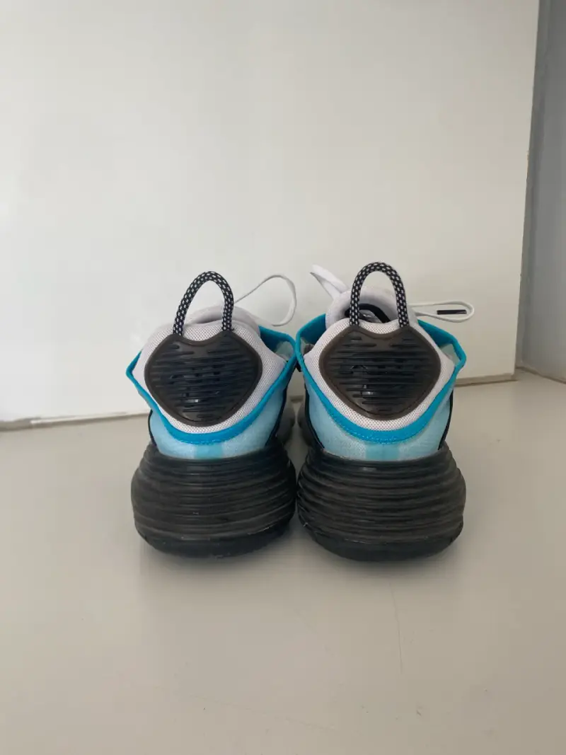 Zapatillas Nike Air Max 2090 - 4