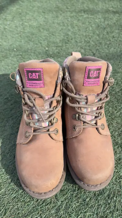 Botas CAT impermeables marrones - miniatura 1