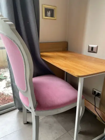 Silla estilo clásico rosa - miniatura 1