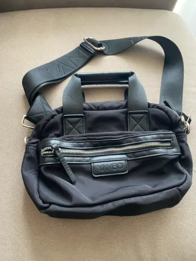 Bolso bandolera negro Yambo - miniatura 1