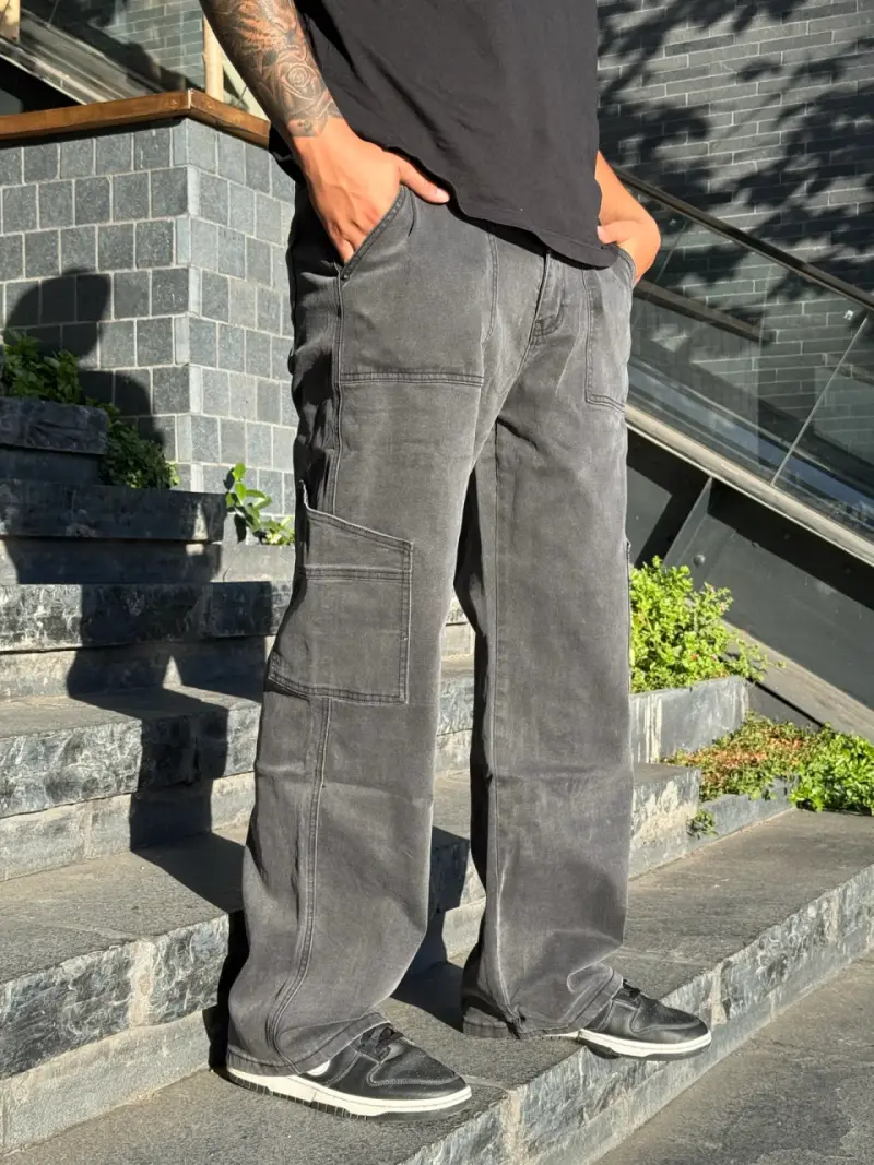 Pantalones cargo grises para hombre - 1