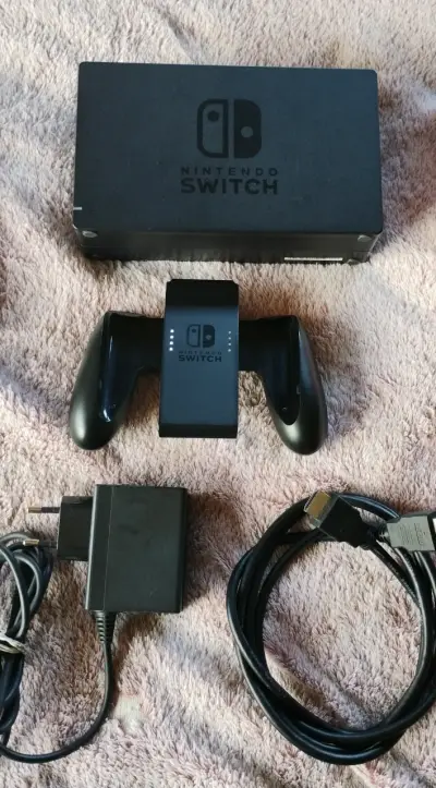 Nintendo Switch+3 juegos+SD 128 GB+ Bolso - miniatura 2