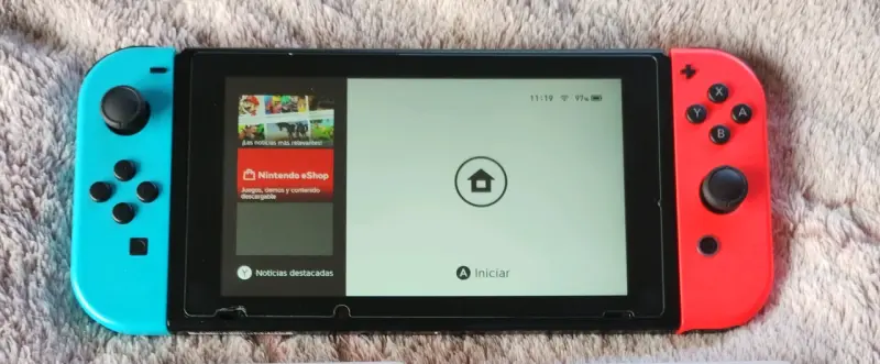 Nintendo Switch+3 juegos+SD 128 GB+ Bolso - 3