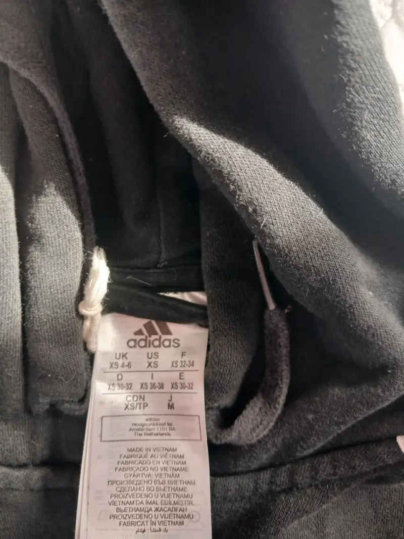 Polerón negro con capucha Adidas - 2