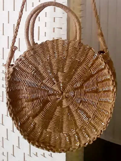 Cartera redonda de mimbre - miniatura 1
