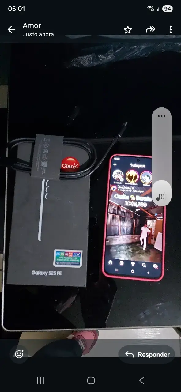 Samsung Galaxy S25 FE con caja - 2