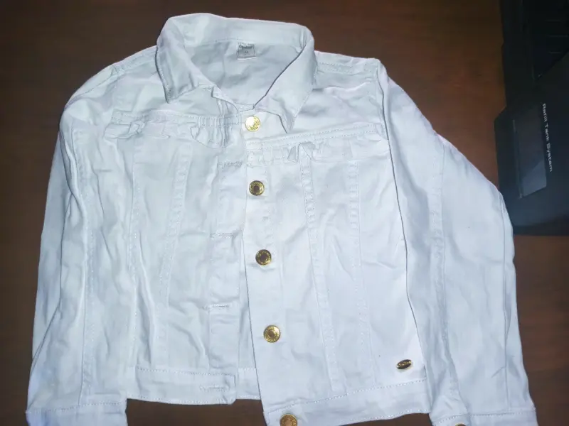 Chaqueta blanca de mezclilla - 1