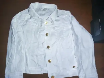 Chaqueta blanca de mezclilla - miniatura 1