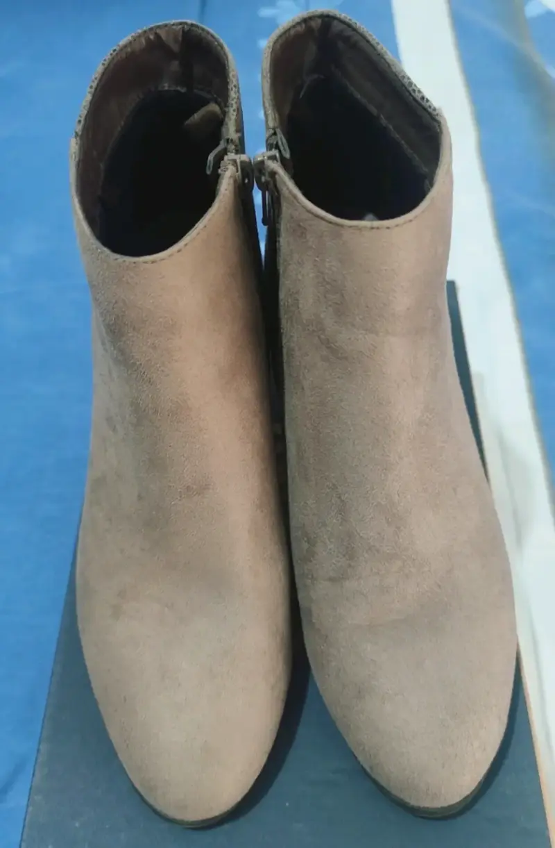Botines beige de gamuza - 2