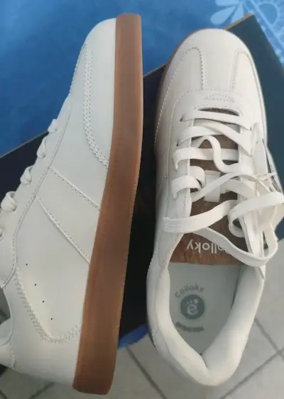 Zapatillas blancas Colloky nuevas - miniatura 2