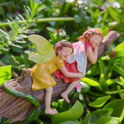 Figurita de hadas decorativa - miniatura 2