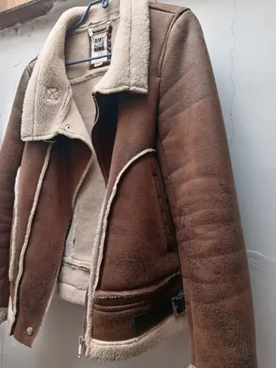 Chaqueta gamuza (estilo aviadora) marrón - miniatura 2