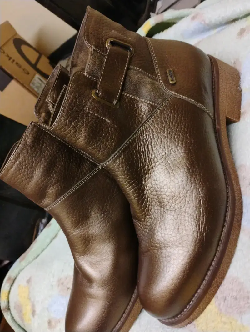 Botines de cuero marrón