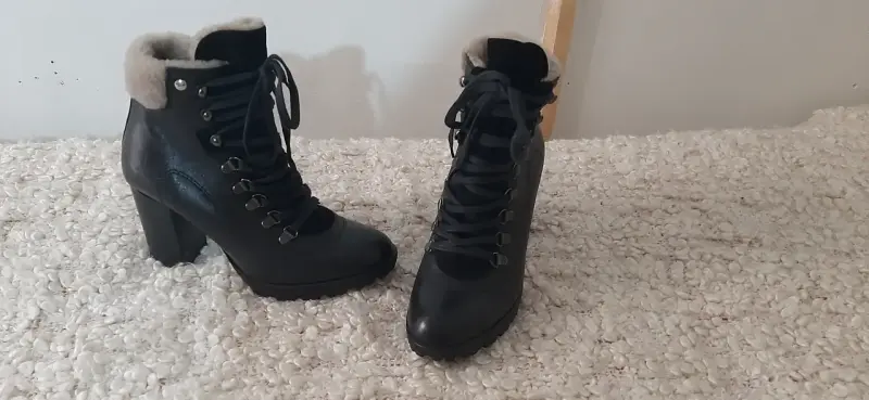 Botines negros con plataforma - 2