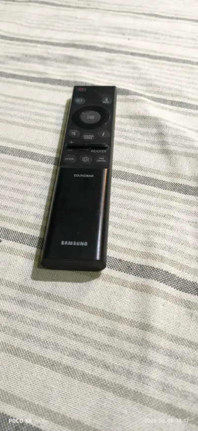 Parlante SamsuUltra Slim Soundbar HW-S700D 3.1 ch - miniatura 2