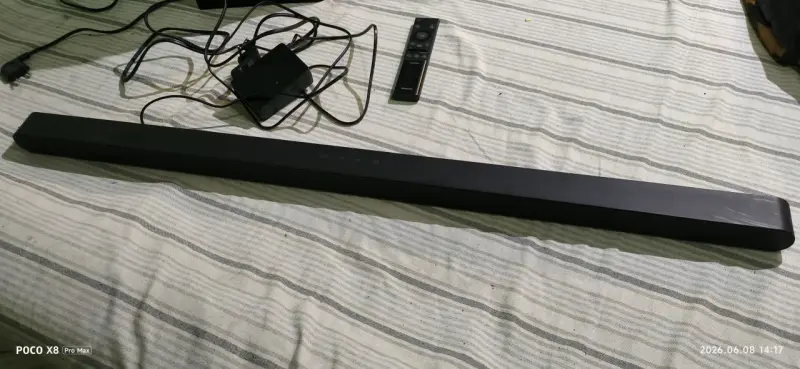 Parlante SamsuUltra Slim Soundbar HW-S700D 3.1 ch - 3
