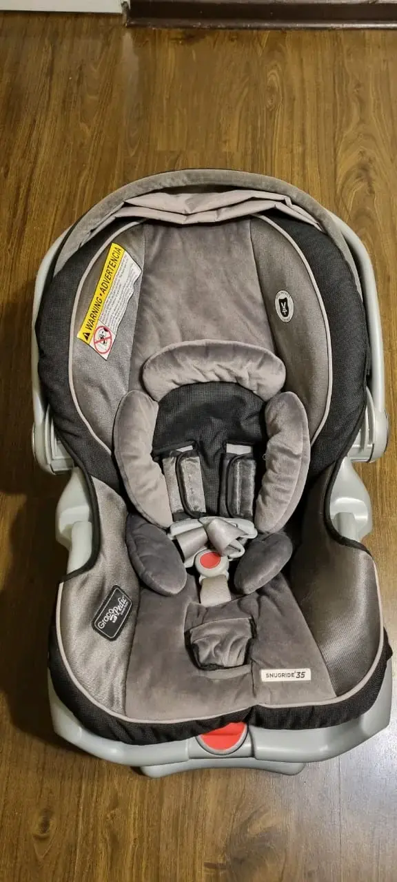 Silla de auto para bebé gris - 2