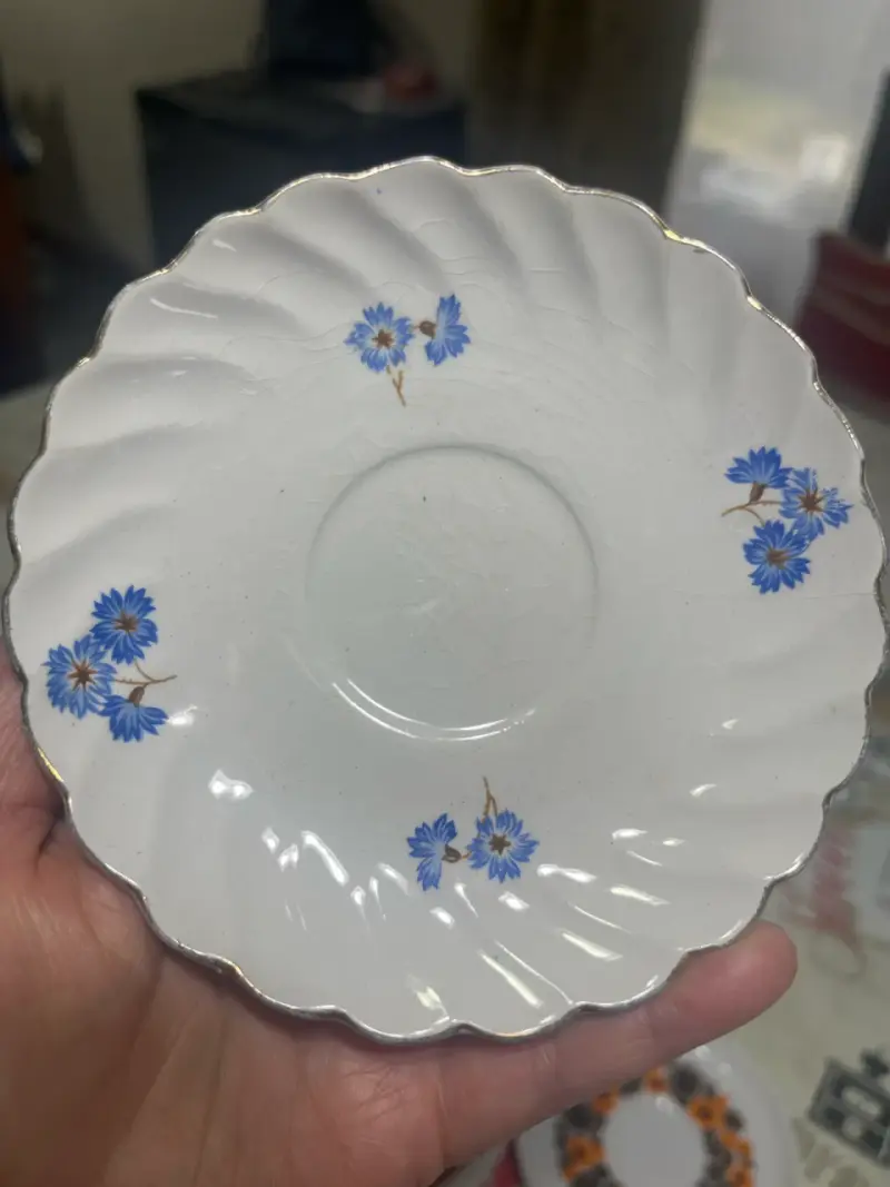 Plato decorativo con flores - 2