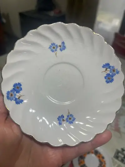 Plato decorativo con flores - miniatura 2