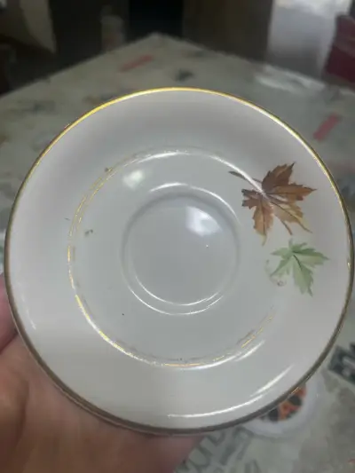 Plato decorativo con flores - miniatura 4