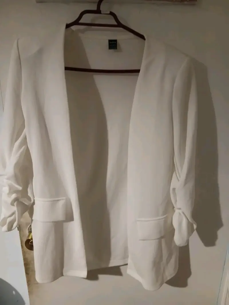 Blazer blanco elegante