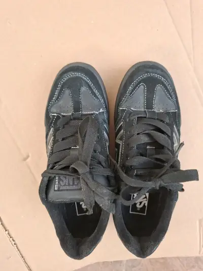 VANSUpland Zapatilla Urbana Hombre Cuero Negro Van - miniatura 3