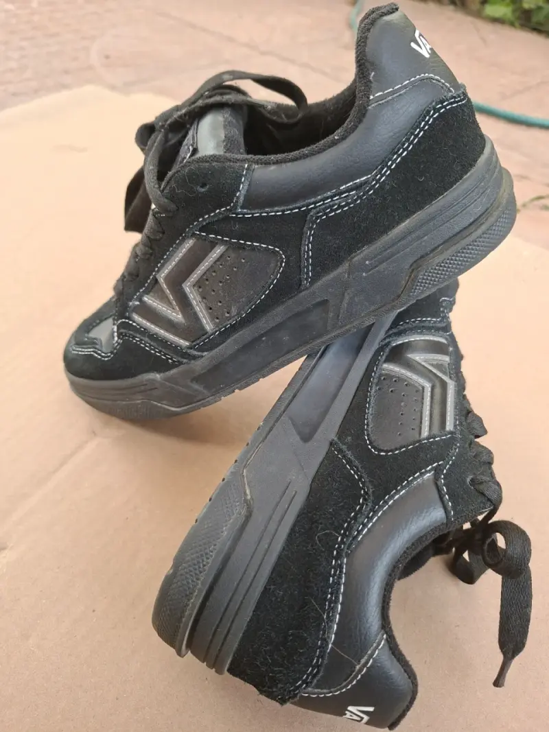 VANSUpland Zapatilla Urbana Hombre Cuero Negro Van - 4