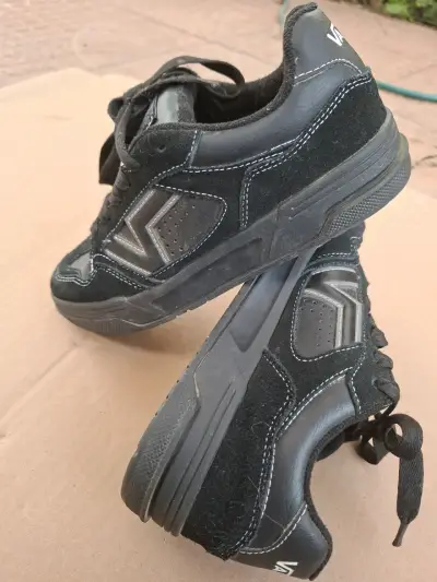 VANSUpland Zapatilla Urbana Hombre Cuero Negro Van - miniatura 4