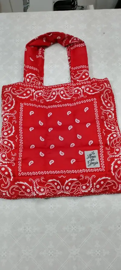 Bolsos bandana acolchados  coloridos - miniatura 3
