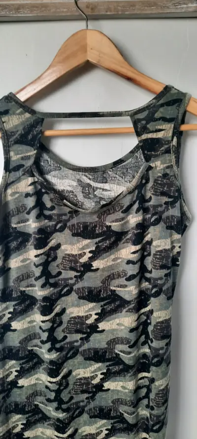 Vestido militar estampado talla S - miniatura 3