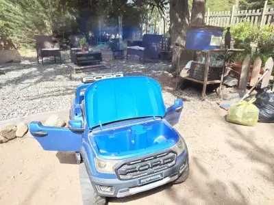 Camioneta eléctrica para niños - miniatura 3