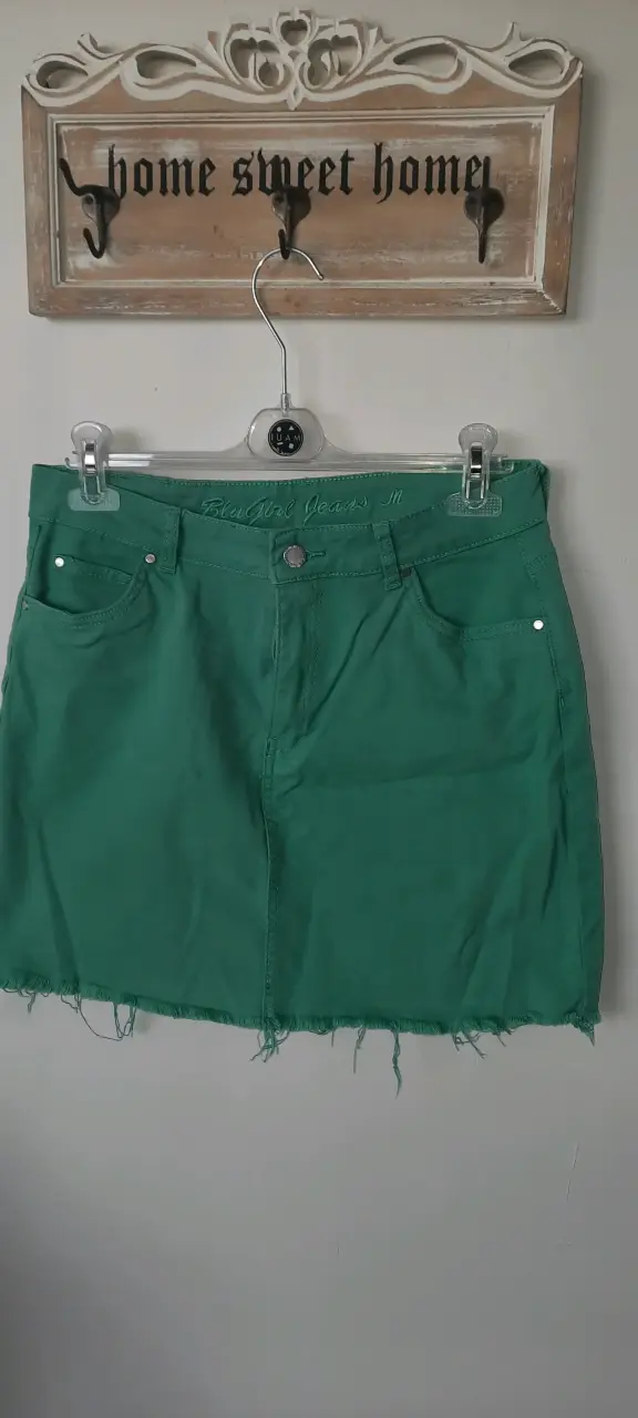 Mini falda verde mujer talla M - 1