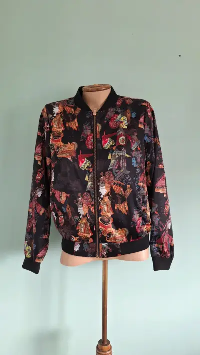 Chaqueta bomber estampada oscura - miniatura 1