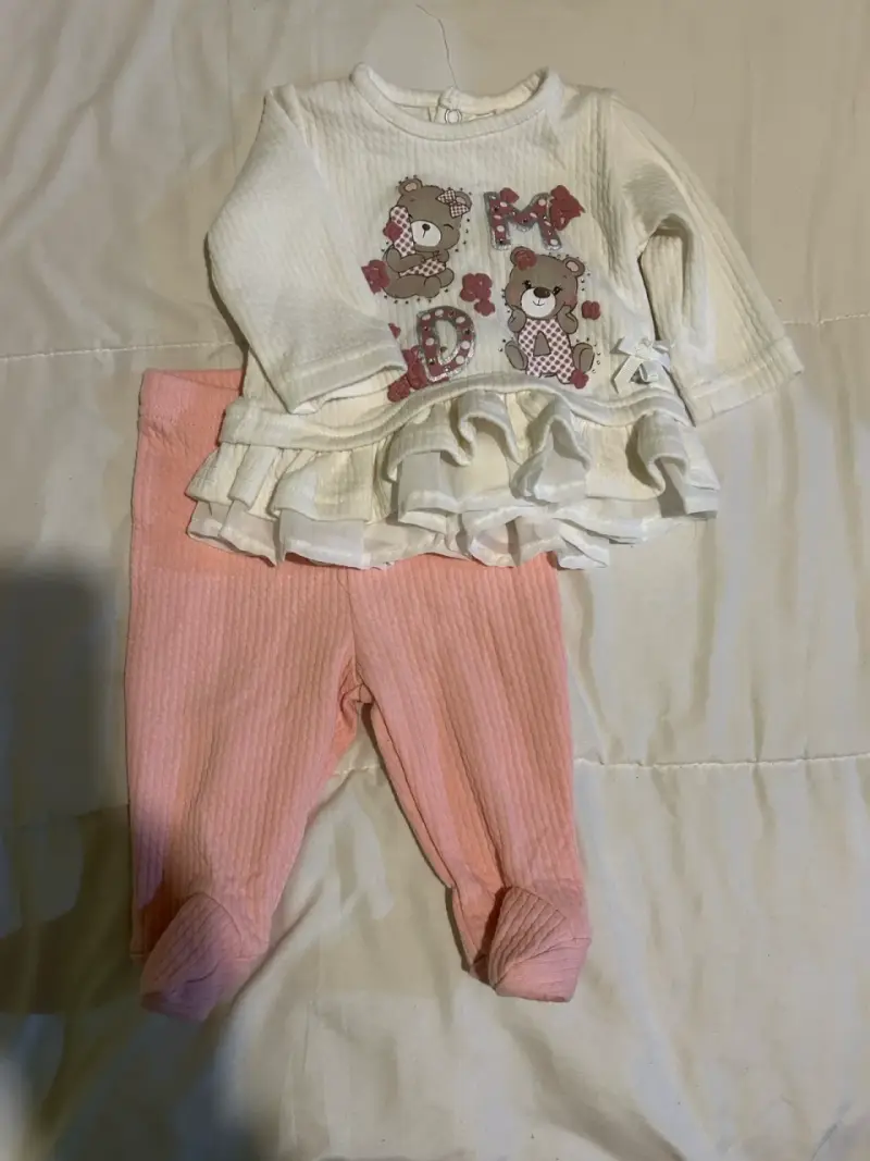 Conjunto infantil oso y flores