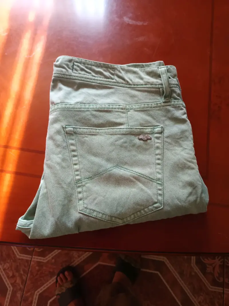 Jeans verde oliva de hombre - 1
