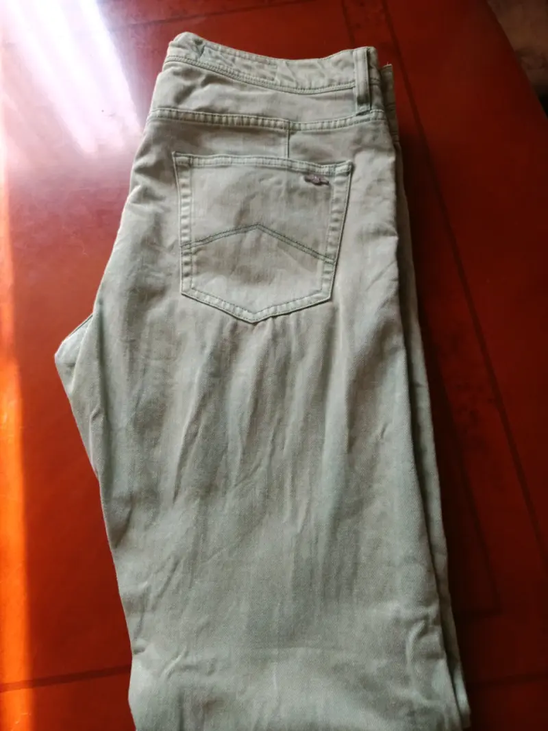 Jeans verde oliva de hombre - 2