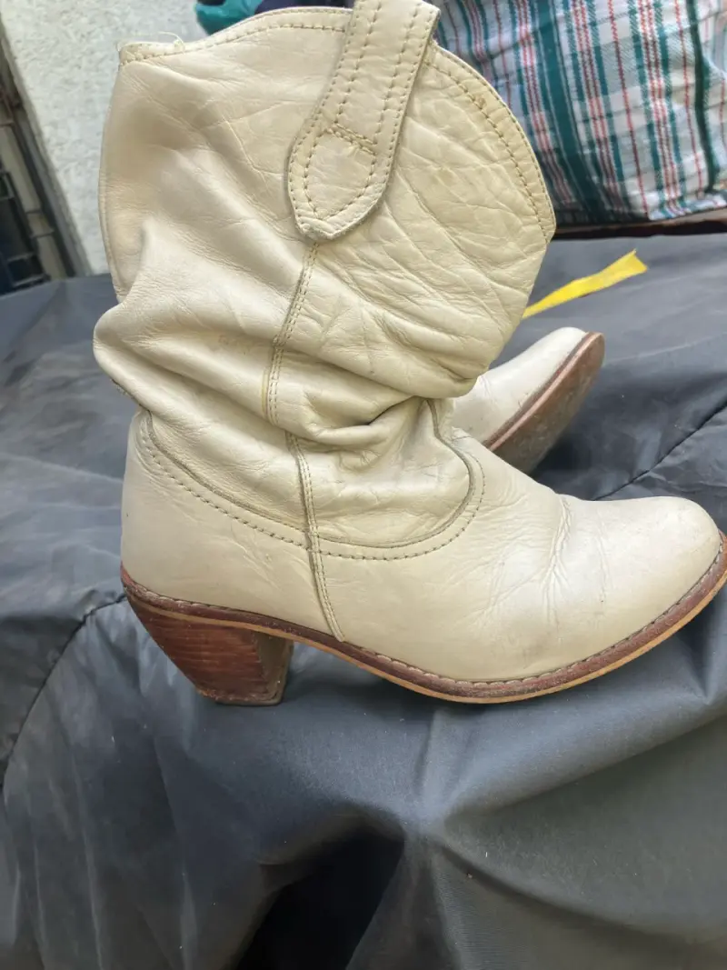 Botas cortas blancos usados - 3
