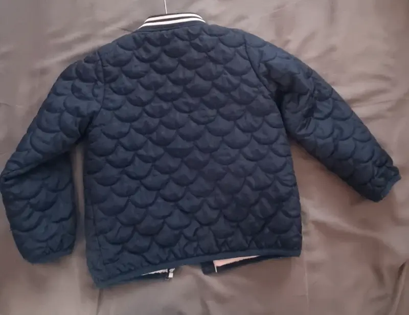 Chaqueta acolchada azul para niño - 3