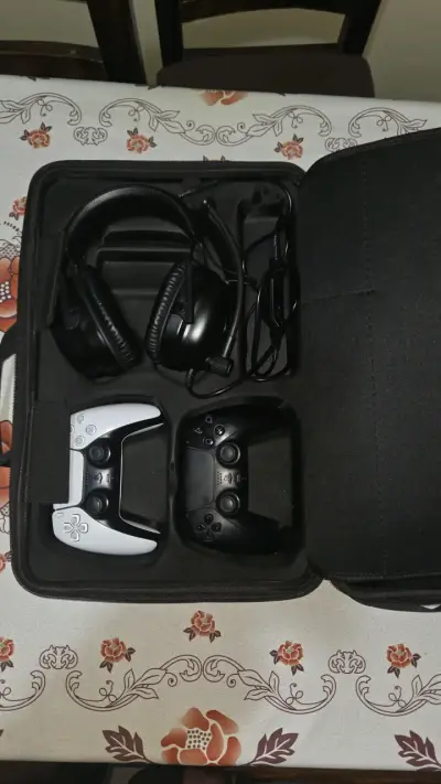PlayStation 5 - miniatura 6