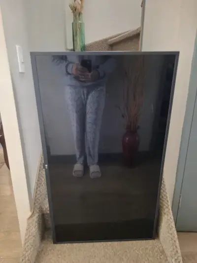 Televisor LG pantalla plana - miniatura 1