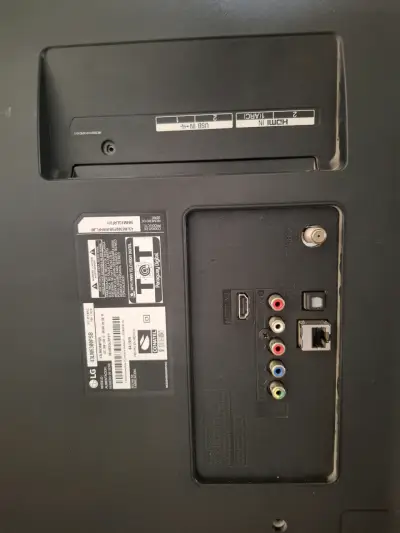 Televisor LG pantalla plana - miniatura 3