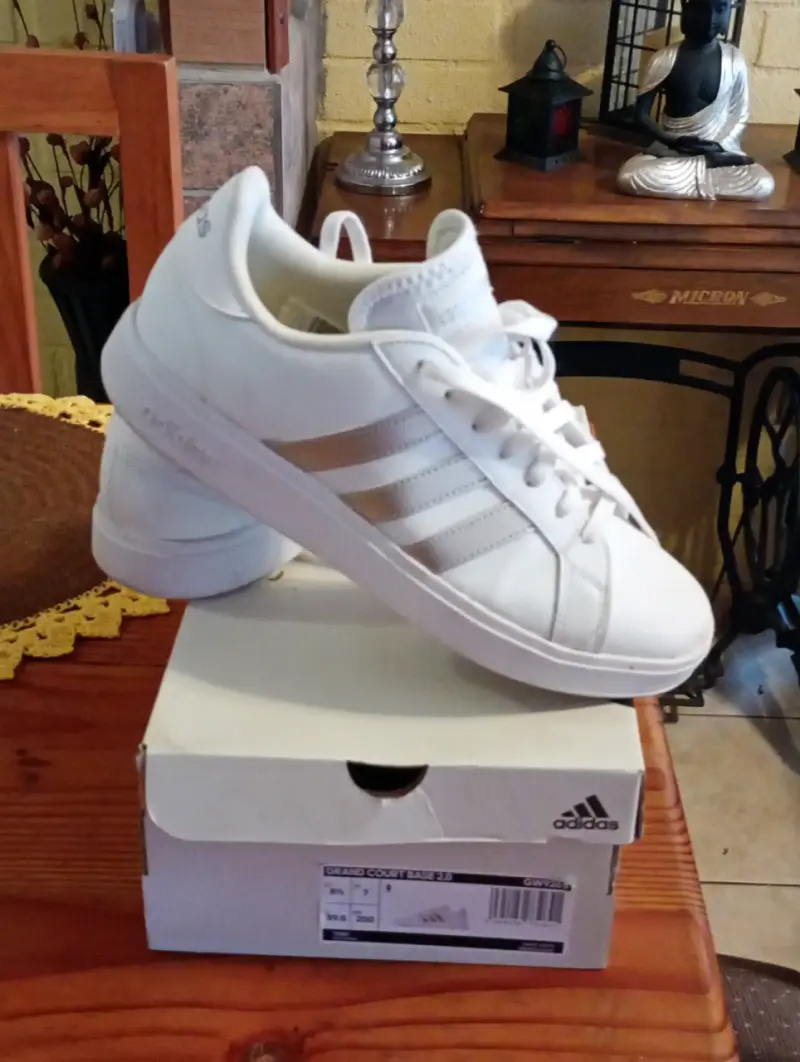 Zapatillas blancas Adidas Grand Court - 1