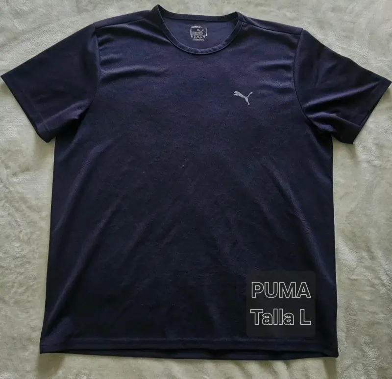 Polera Puma azul talla L