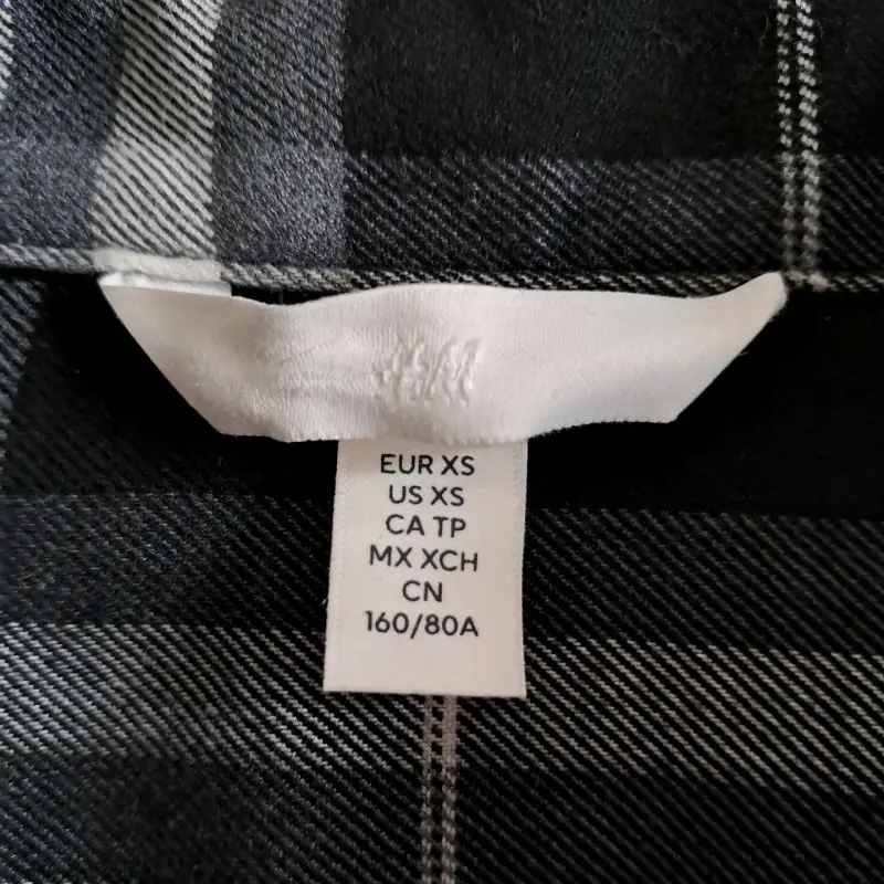 Sobrecamisa a cuadros negro y gris Talla M/L - 2
