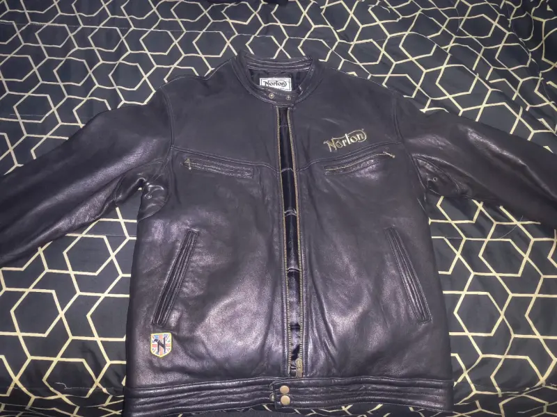 Chaqueta de cuero Norton negra - 4