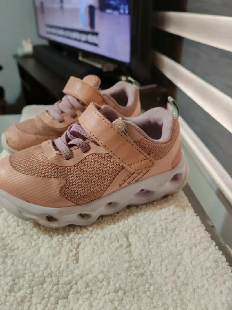 Zapatillas rosas para niña - 4