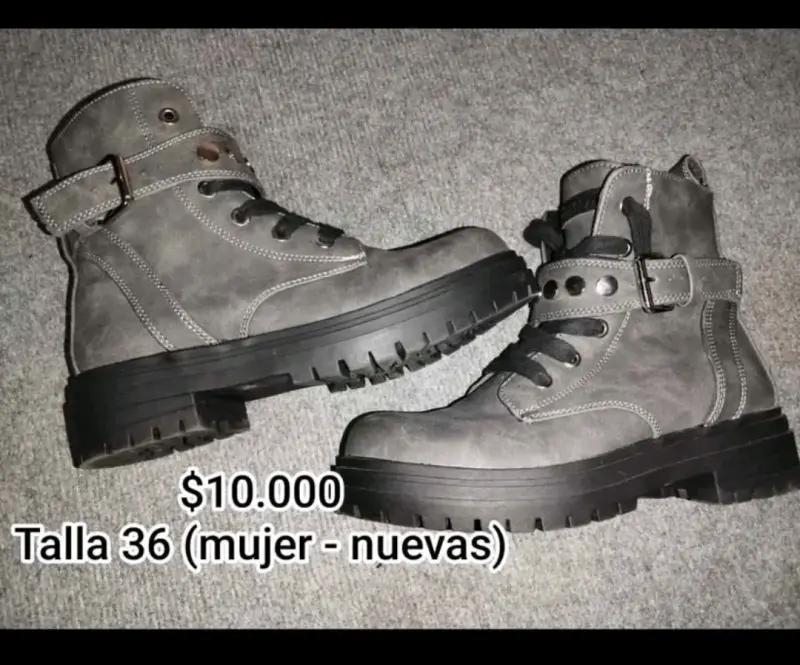Botas de mujer gris nuevas