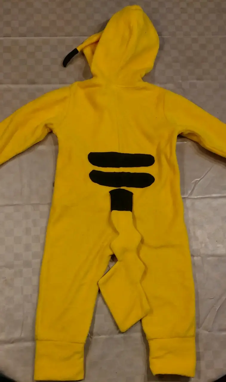 Pijama enterito Pikachu amarillo - 2